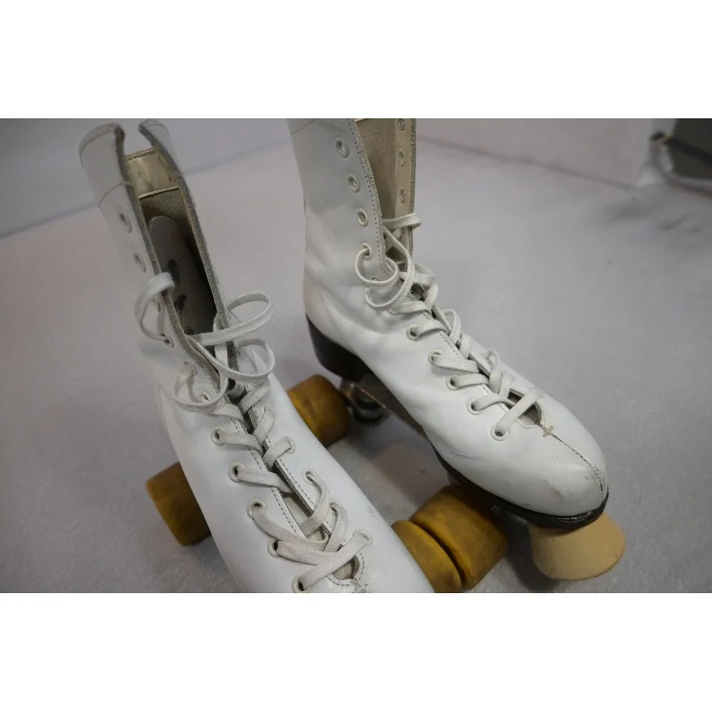 Chicago Roller Skates Unisex‎ Size 5 White Vintage Quad Leather Lace Up Good